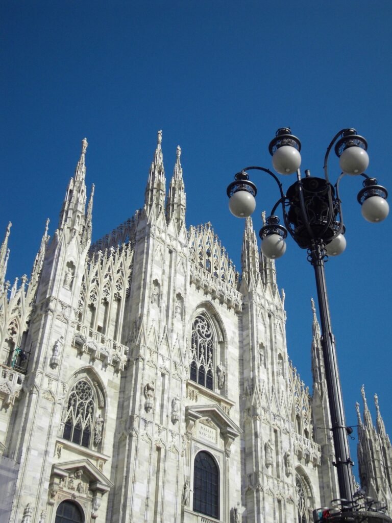 milan-2204737_1920